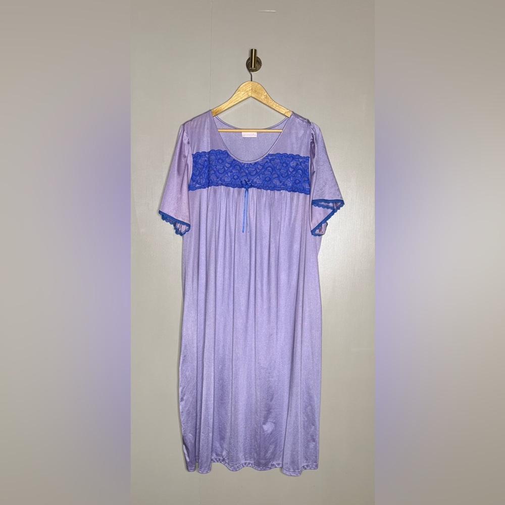 Vintage Lavender Nightgown Blue Lace XL Serenada‎ Cottagecore Romantic Chemise